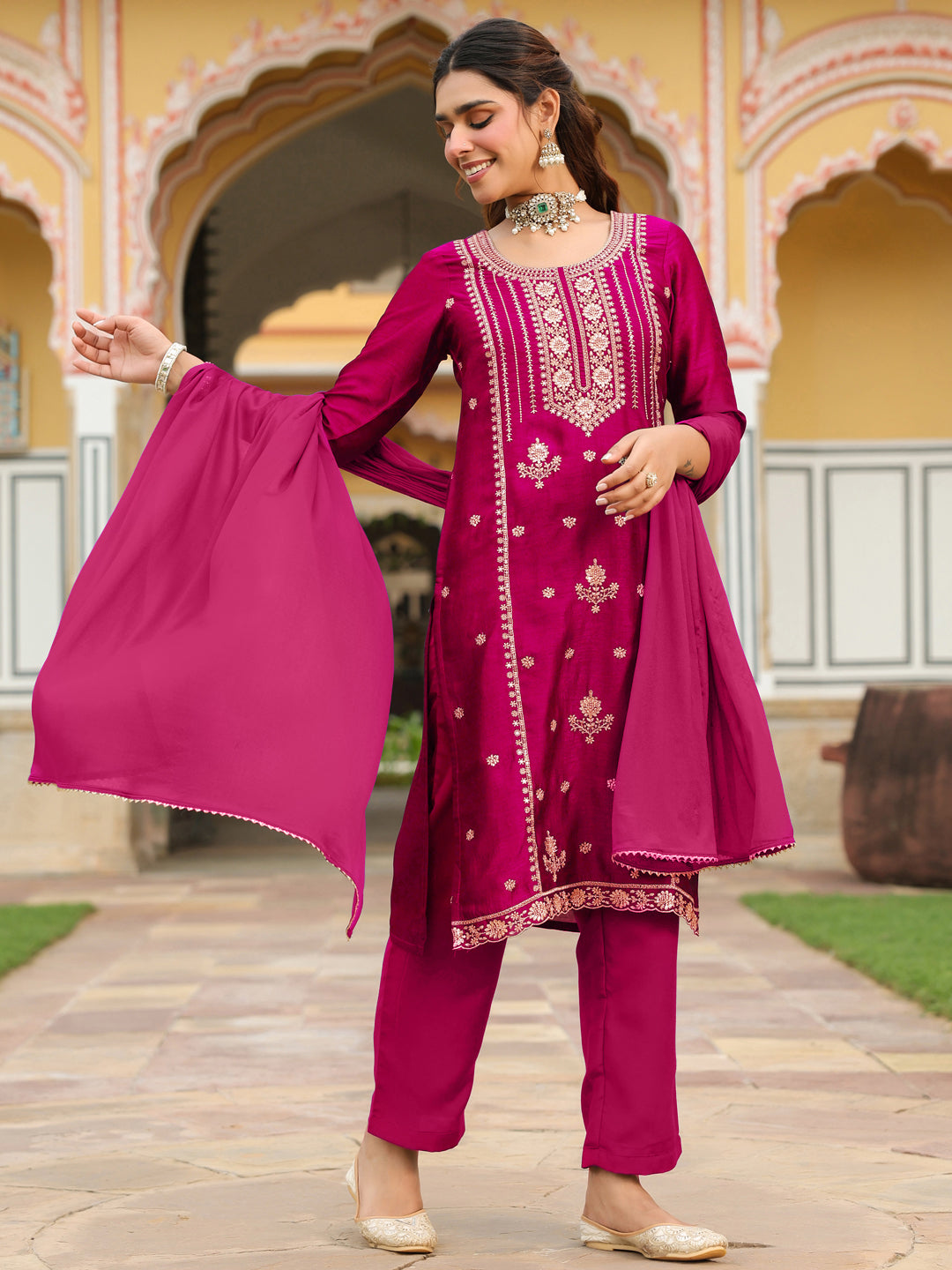 Janasya Women's Pink Silk Blend Zari Embroidered Straight Kurta Set