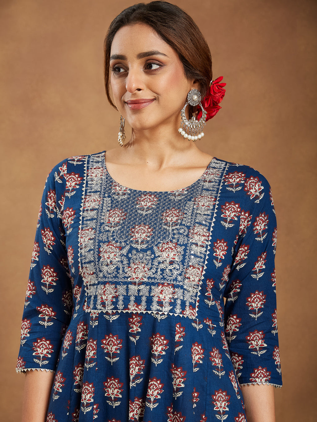 Janasya Women's Navy Blue Pure Cotton Yoke Embroidered Floral Printed Anarkali Kurta Set