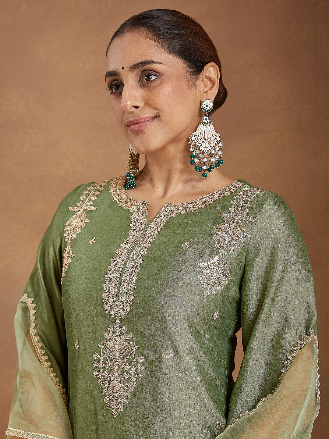 Janasya Women's Sage Green Silk Blend Zari Embroidered Straight Kurta Set