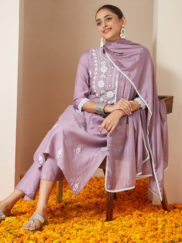 Janasya Women's Lavender Silk Blend Embroidered Straight Kurta Set - qivii