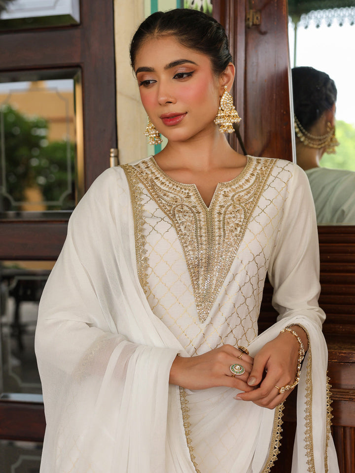 Janasya Women's Off White Chanderi Silk Gold Zari Yoke Embroidered Straight Kurta Set - qivii