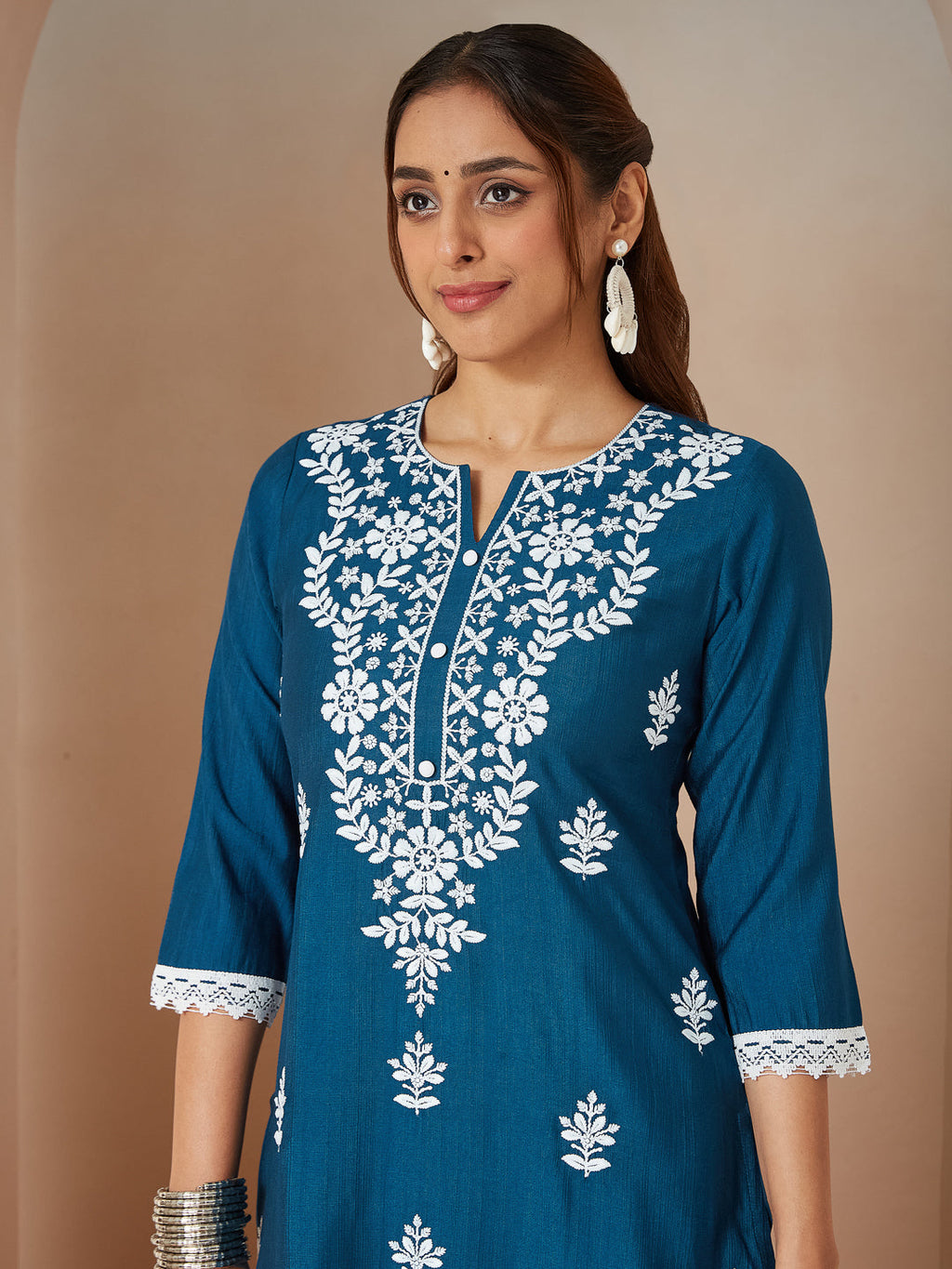 Janasya Women's Teal Blue Silk Blend Embroidered Straight Kurta Set