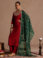 Janasya Women's Maroon Silk Blend Zari Embroidered Straight Kurta Set