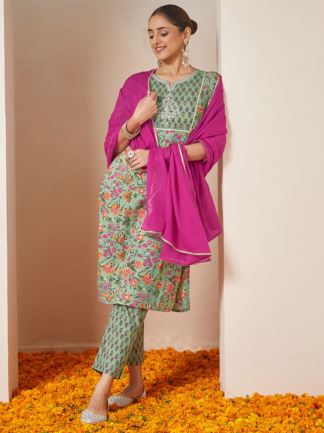 Janasya Women's Mint Green Pure Cotton Yoke Embroidered Floral Printed Straight Kurta Set
