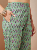 Janasya Women's Mint Green Pure Cotton Yoke Embroidered Floral Printed Straight Kurta Set