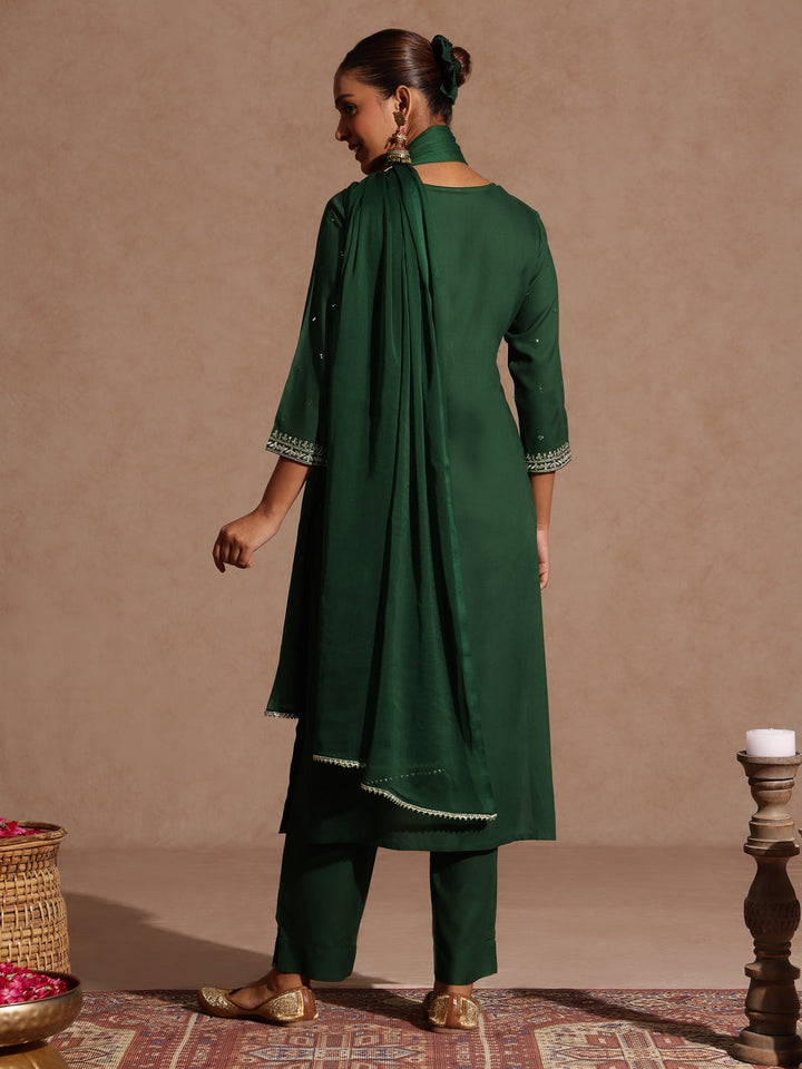 Janasya Women's Green Rayon Yoke Embroidered Sequinned Straight Kurta Set With Dupatta - qivii