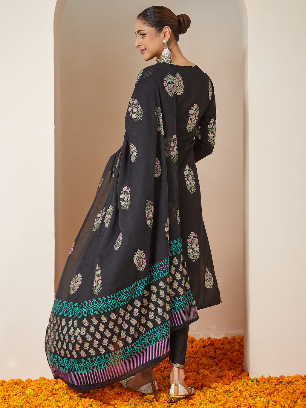 Janasya Women's Black Rayon Floral Gold Printed Straight Kurta Set