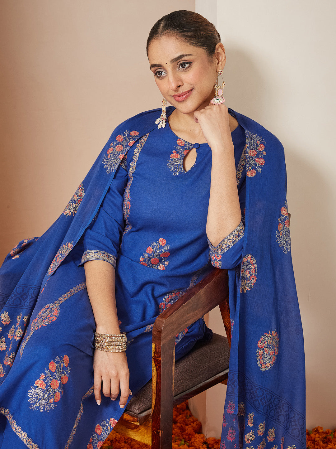 Janasya Women's Royal Blue Rayon Gold Floral Printed Straight Kurta Set - qivii
