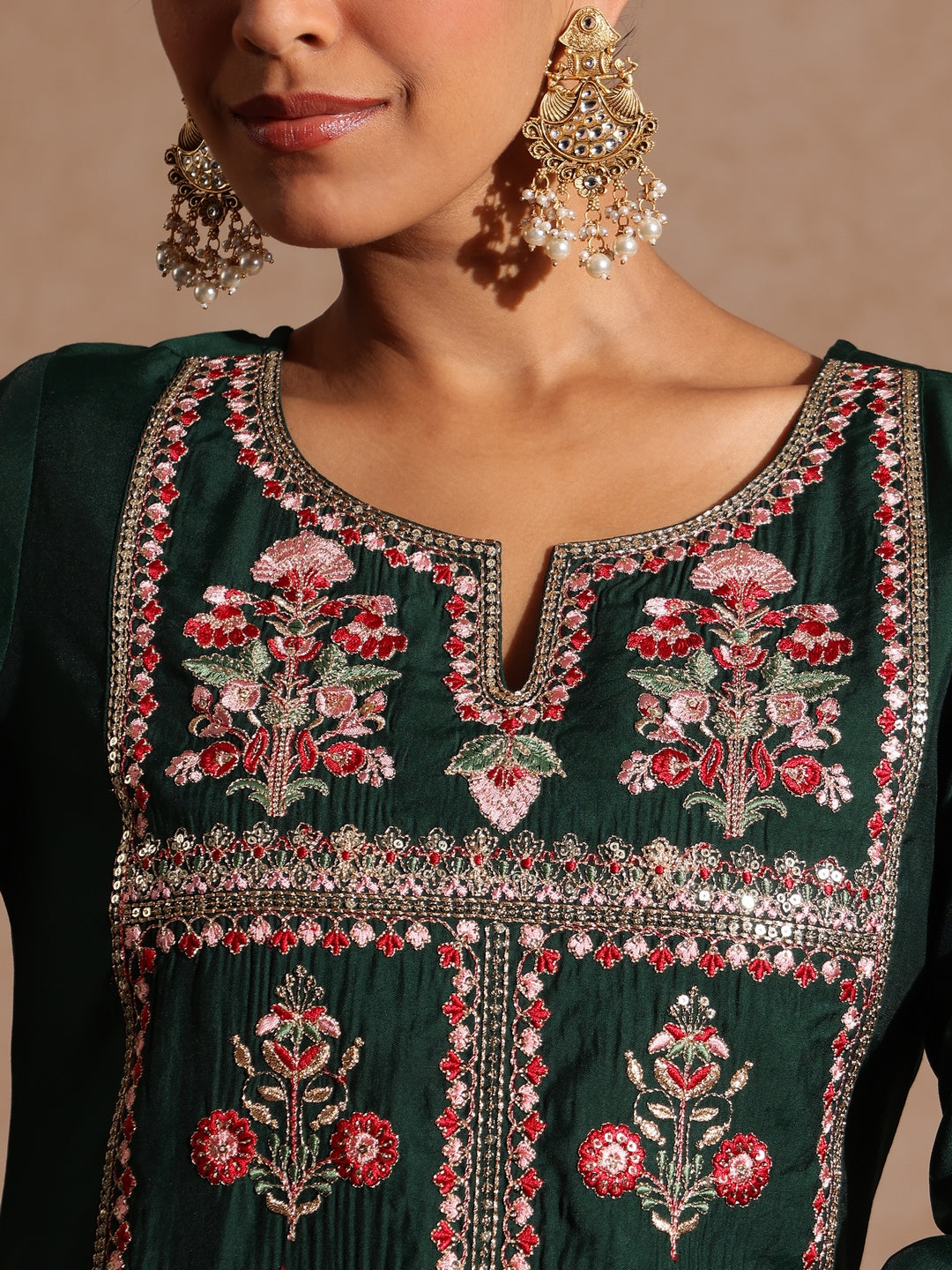 Janasya Women's Bottle Green Chanderi Silk Zari Yoke Embroidered Straight Kurta Set