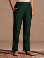 Janasya Women's Bottle Green Chanderi Silk Zari Yoke Embroidered Straight Kurta Set