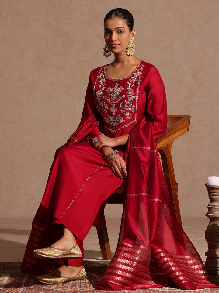 Janasya Women's Maroon Chanderi Silk Zari Yoke Embroidered Straight Kurta Set - qivii