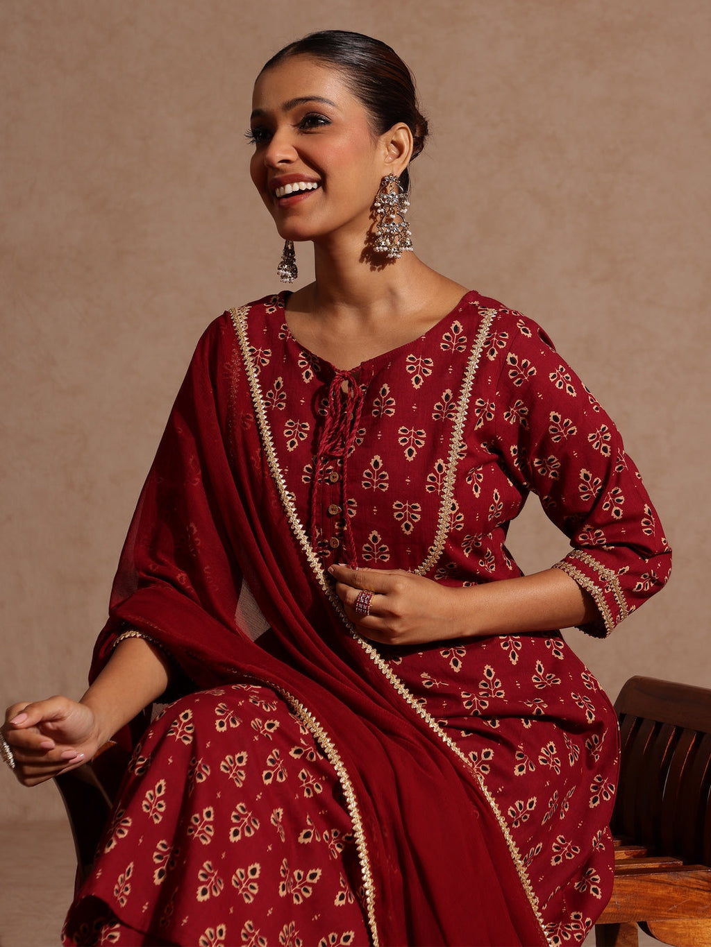 Janasya Women's Maroon Pure Cotton Floral Printed A-line Kurta With Palazzo & Dupatta Set