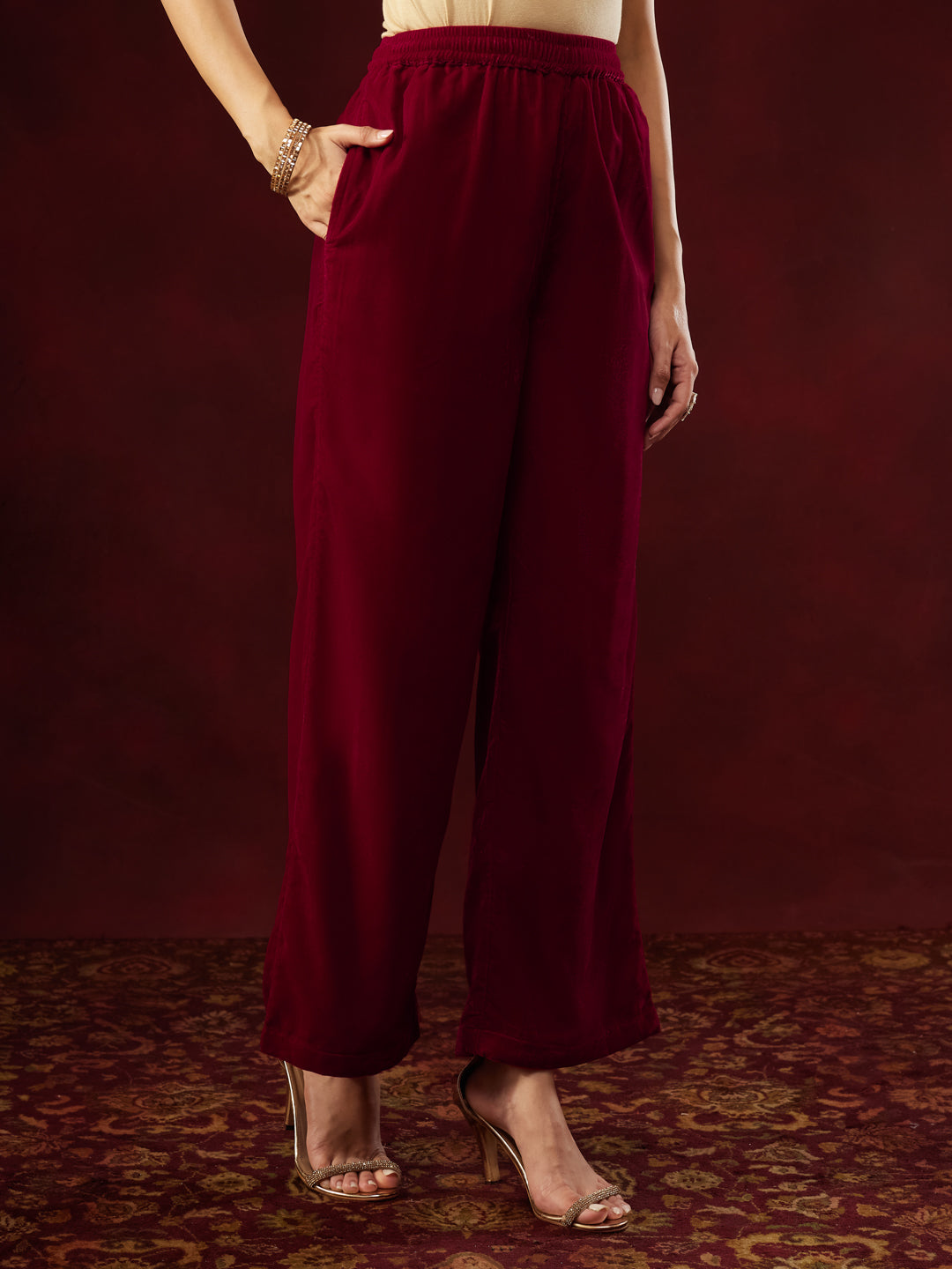 Janasya Women's Red Velvet Zari Yoke Embroidered Straight Kurta Set