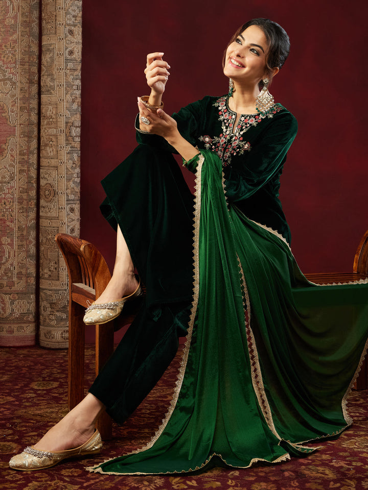 Janasya Women's Bottle Green Velvet Yoke Embroidered Straight Kurta Set