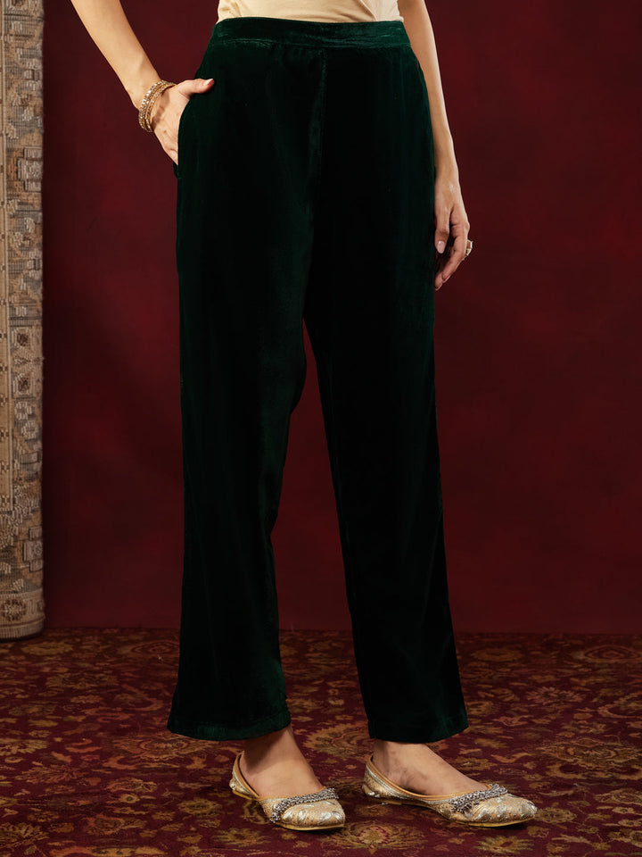 Janasya Women's Bottle Green Velvet Yoke Embroidered Straight Kurta Set