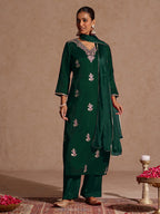 Janasya Women's Bottle Green Silk Blend Zari Embroidered Straight Kurta Set