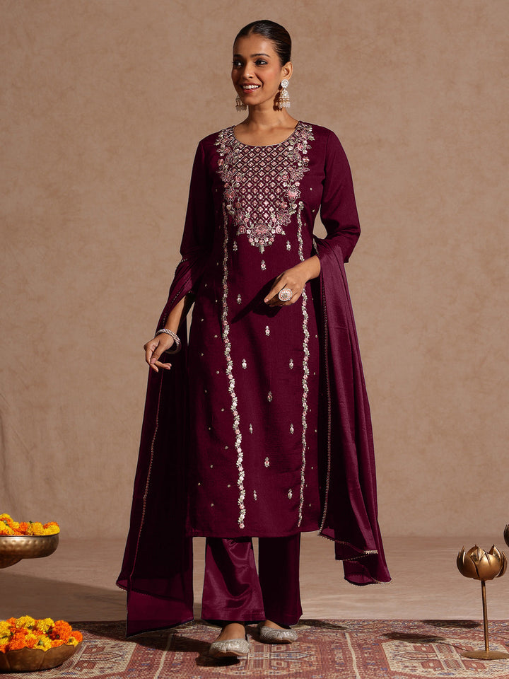 Janasya Women's Maroon Silk Blend Embroidered Straight Kurta Set - qivii