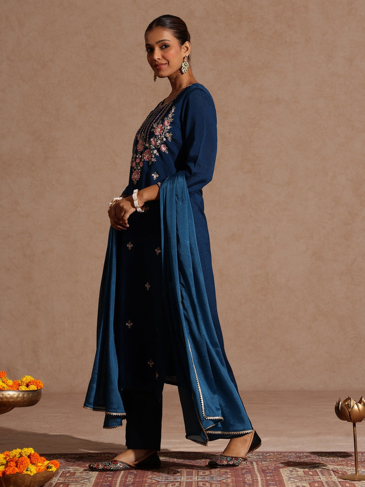 Janasya Women's Teal Blue Silk Blend Embroidered Straight Kurta Set - qivii