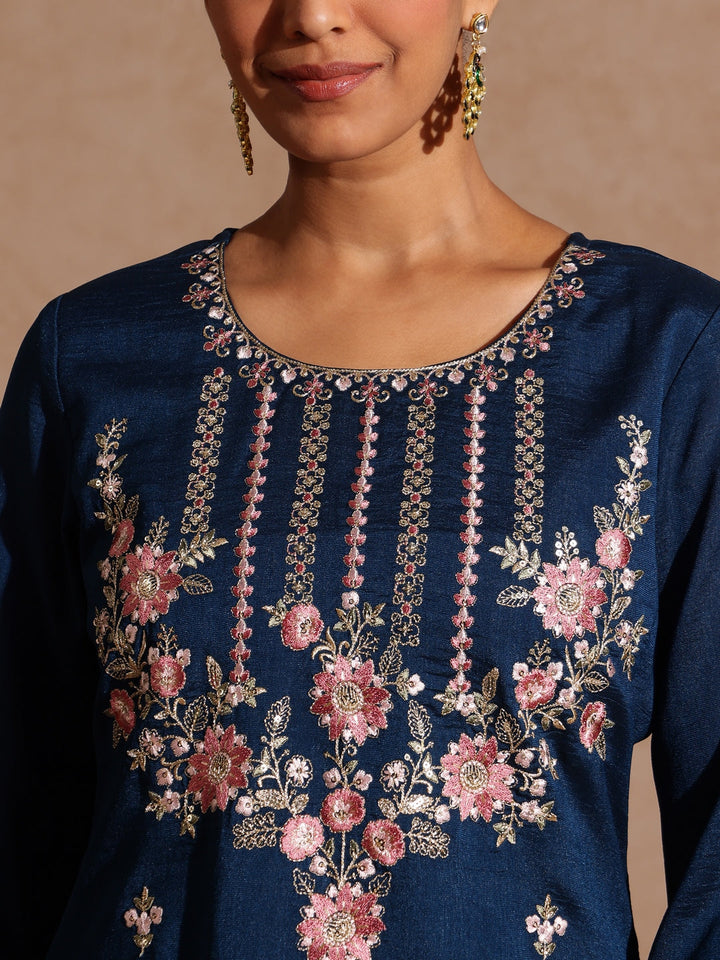 Janasya Women's Teal Blue Silk Blend Embroidered Straight Kurta Set - qivii