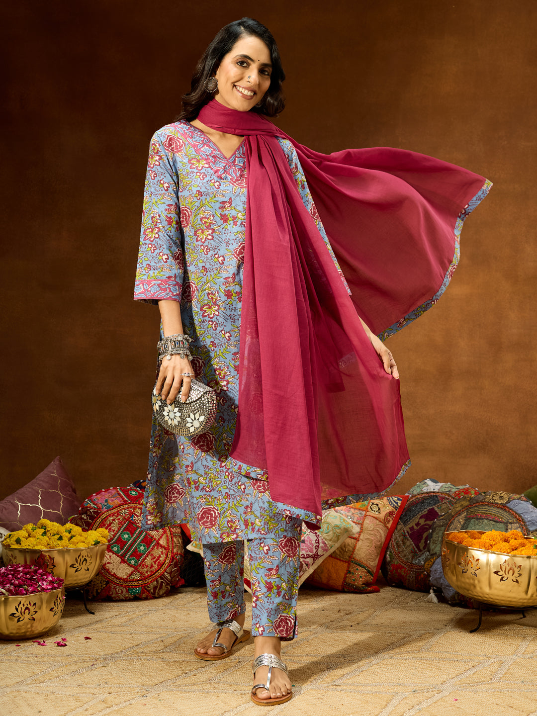 Janasya Women's Blue Pure Cotton Floral Printed Straight Kurta Set - qivii