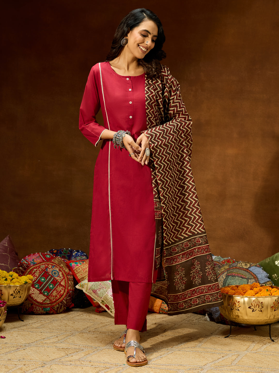 Janasya Women's Maroon Pure Cotton Solid Straight Kurta Set With Printed Dupatta - qivii