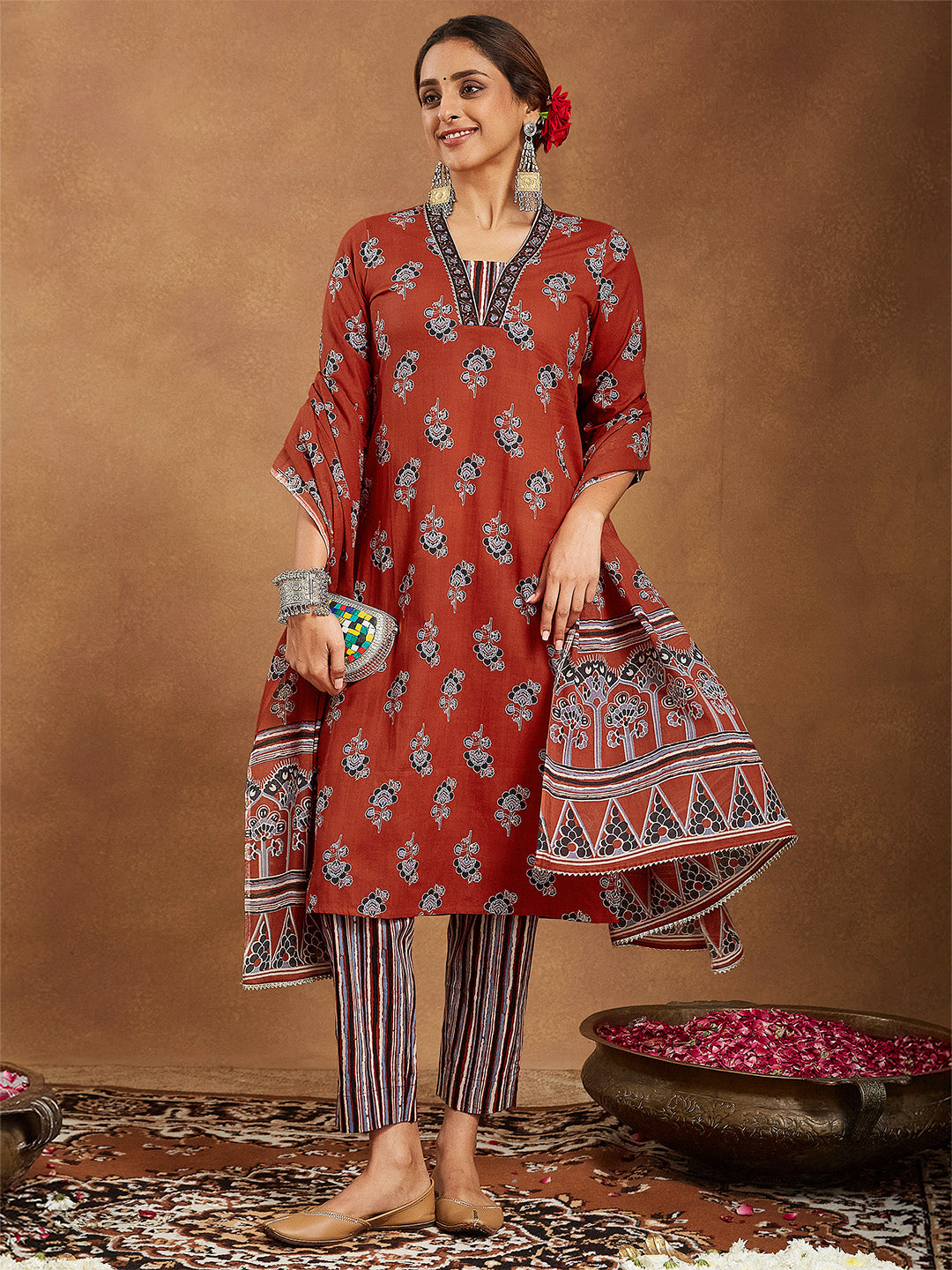 Janasya Women's Rust Pure Cotton Floral Printed Straight Kurta Set