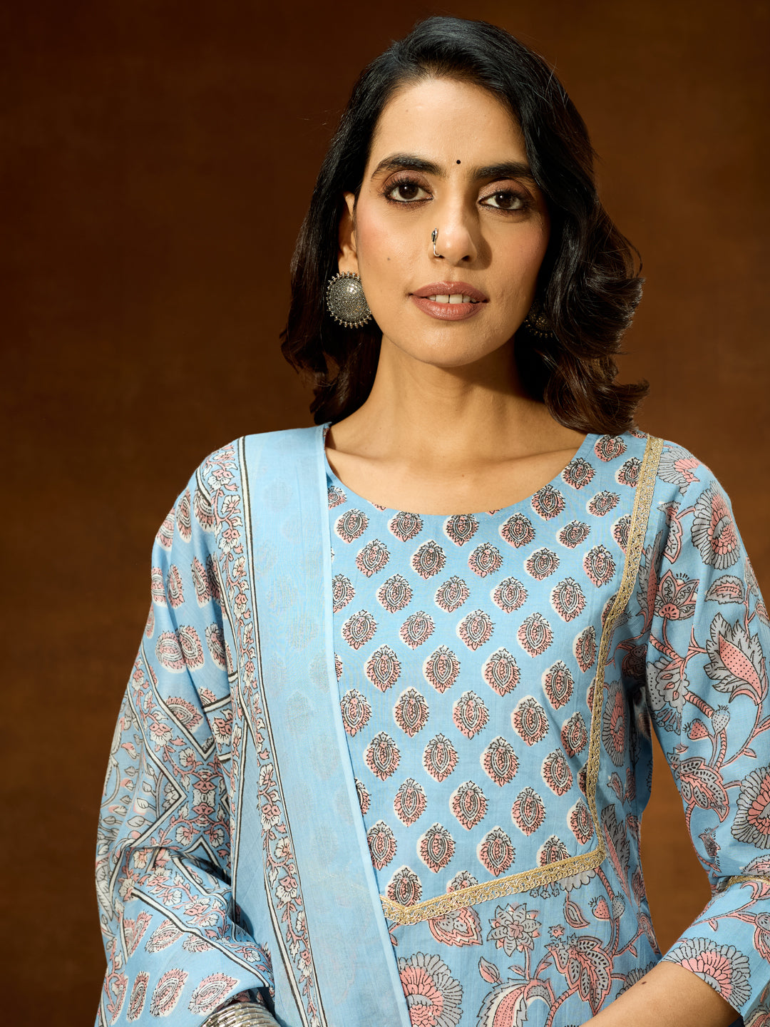 Janasya Women's Light Blue Pure Cotton Floral Printed Straight Kurta Set - qivii