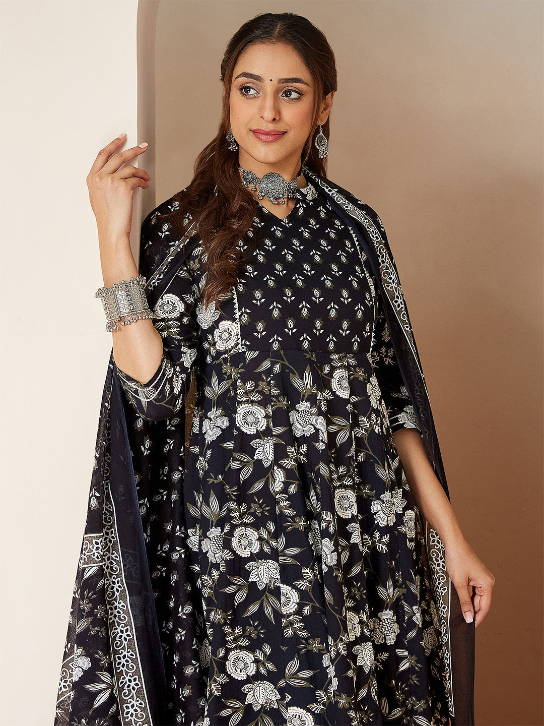Janasya Women's Black Pure Cotton Floral Printed Anarkali Kurta Set - qivii