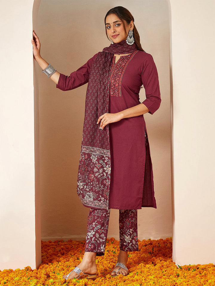 Janasya Women's Burgundy Pure Cotton Embellished Straight Kurta Set - qivii