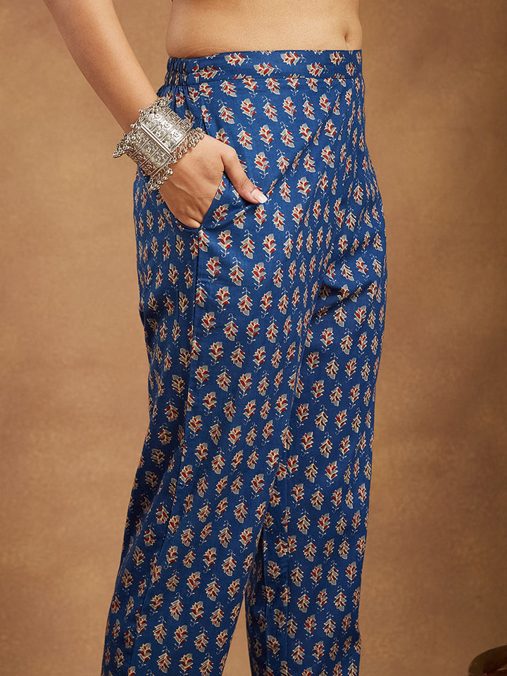 Janasya Women's Blue Pure Cotton Ethnic Motifs Printed Straight Kurta Set