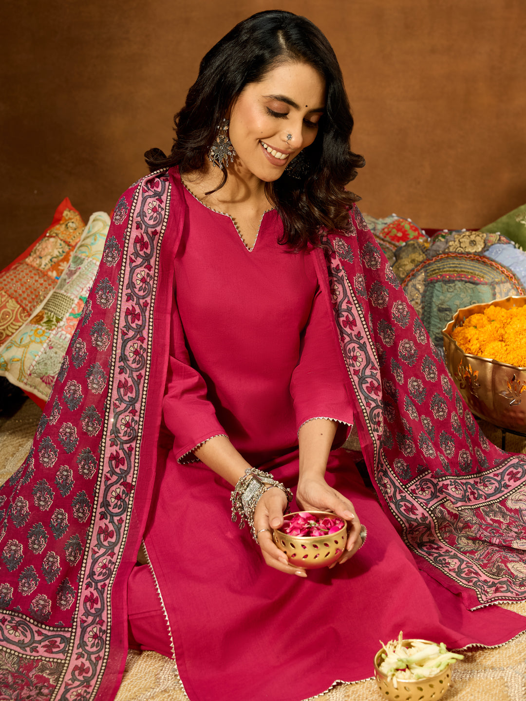 Janasya Women's Magenta Pure Cotton Self Design Straight Kurta Set With Printed Dupatta