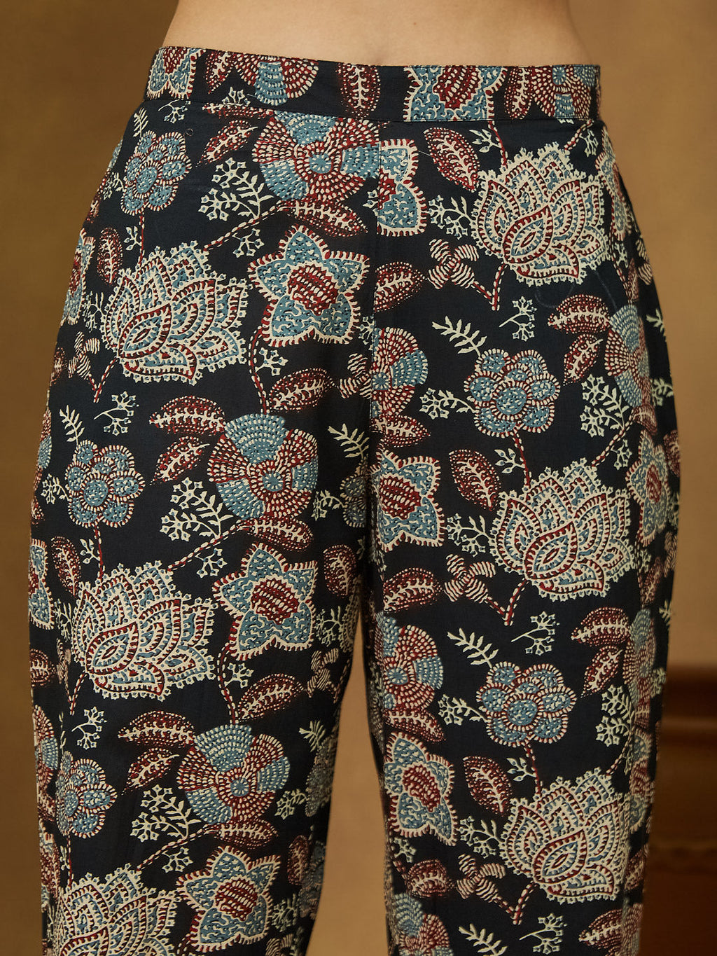 Janasya Women's Black Pure Cotton Floral Printed Straight Co-ord Set