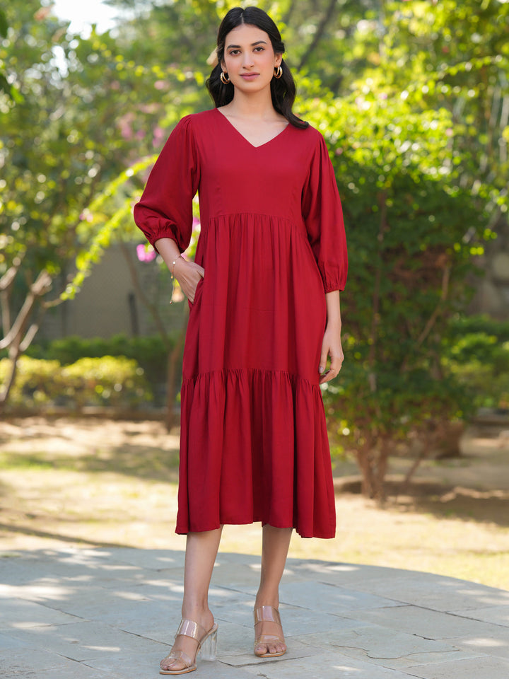 Red Rayon Solid Tiered Dress - qivii