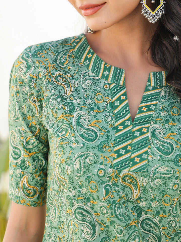 Green Pure Cotton Paisley Printed Straight Kurta Set - qivii