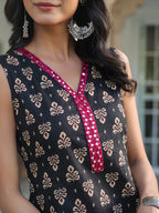 Black Pure Cotton Floral Printed Straight Kurta Set