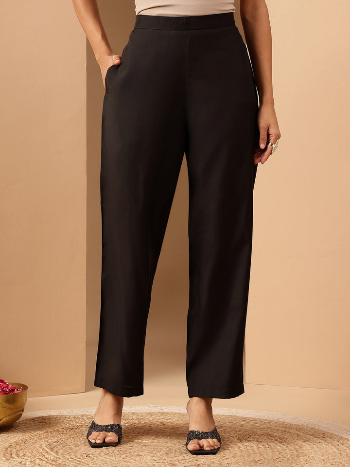 Janasya Women's Black Chanderi Silk Embroidered Straight Kurta Pant Set - qivii