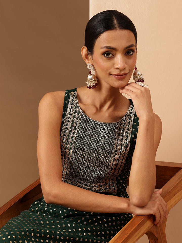 Janasya Women's Dark Green Silk Blend Zari Yoke Embroidered Gold Printed Straight Kurta - qivii