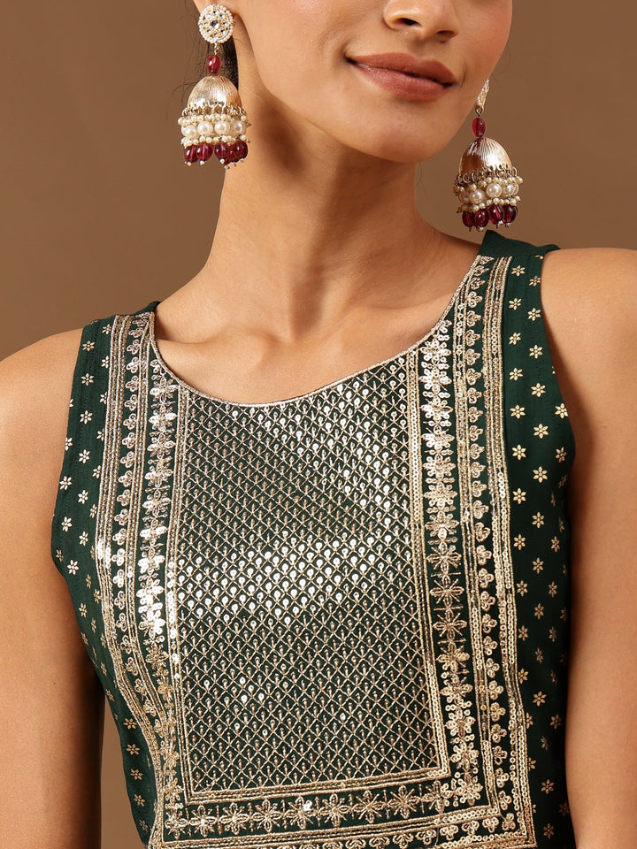 Janasya Women's Dark Green Silk Blend Zari Yoke Embroidered Gold Printed Straight Kurta - qivii