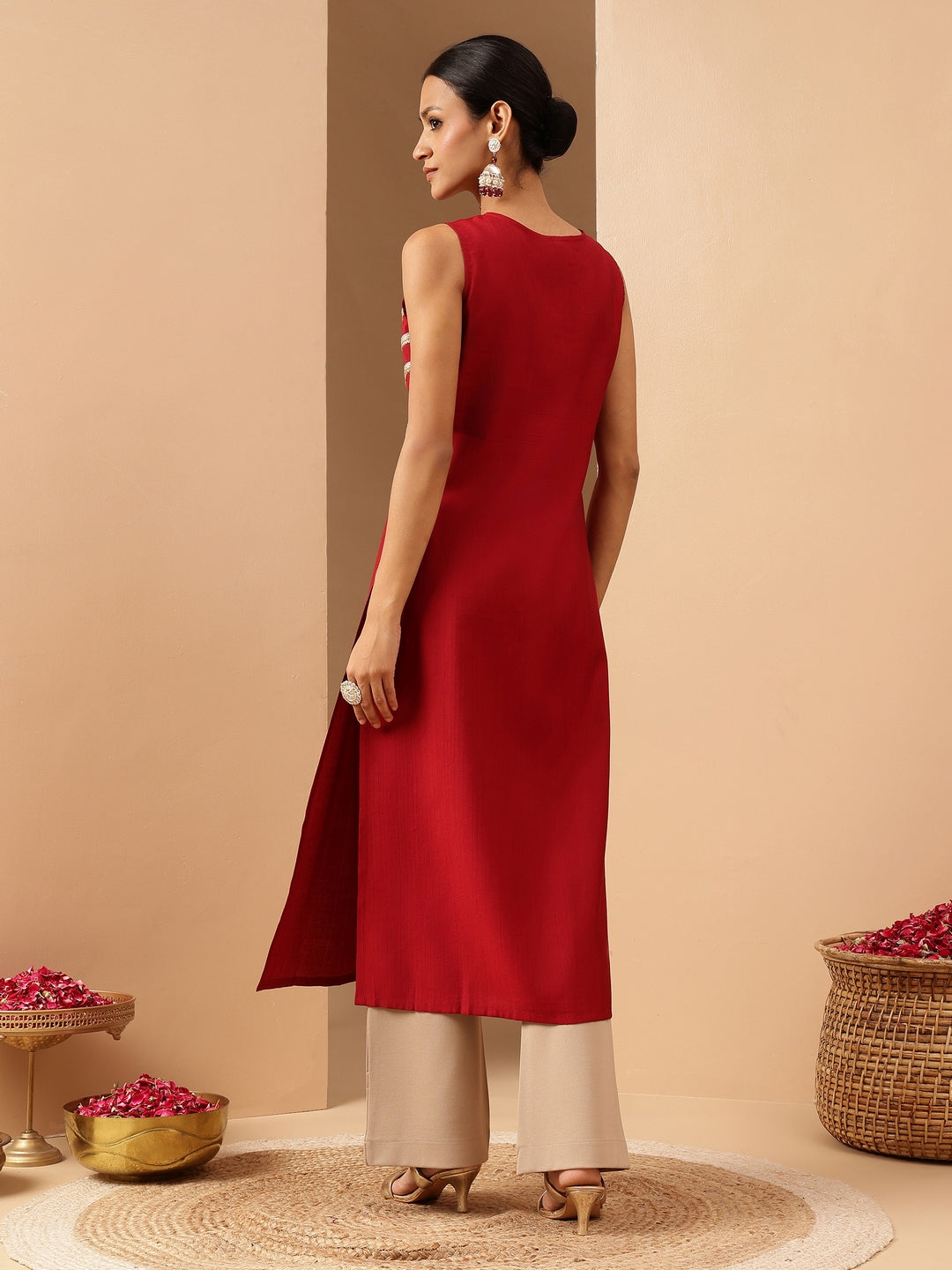 Janasya Women's Red Silk Blend Zari Embroidered Straight Kurta - qivii