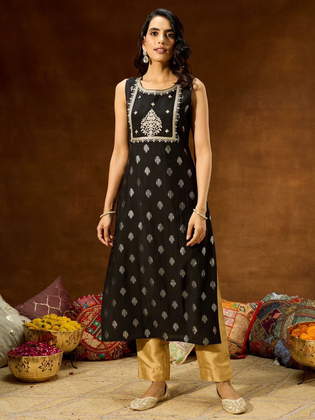 Janasya Women's Black Chanderi Yoke Embroidered Straight Kurta