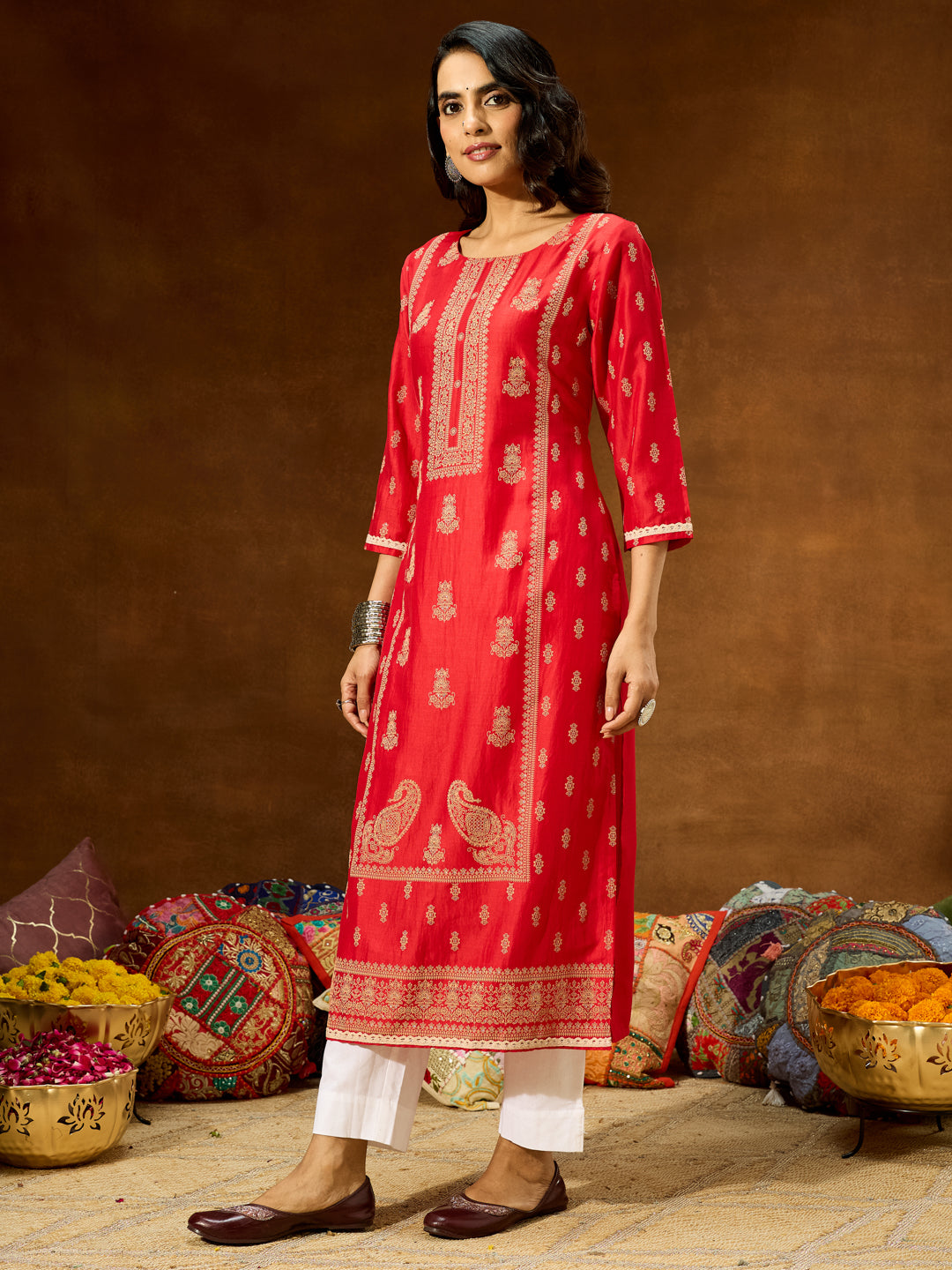 Janasya Women's Red Silk Blend Ethnic Printed Straight Kurta