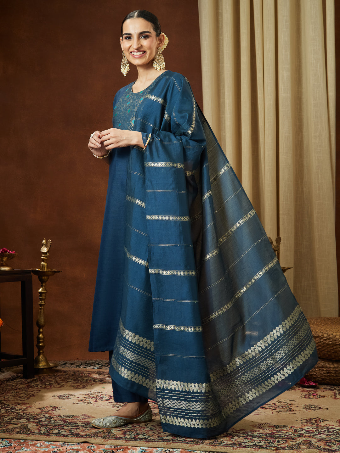 Janasya Women's Teal Blue Cotton Blend Yoke Design Straight Kurta Set - qivii