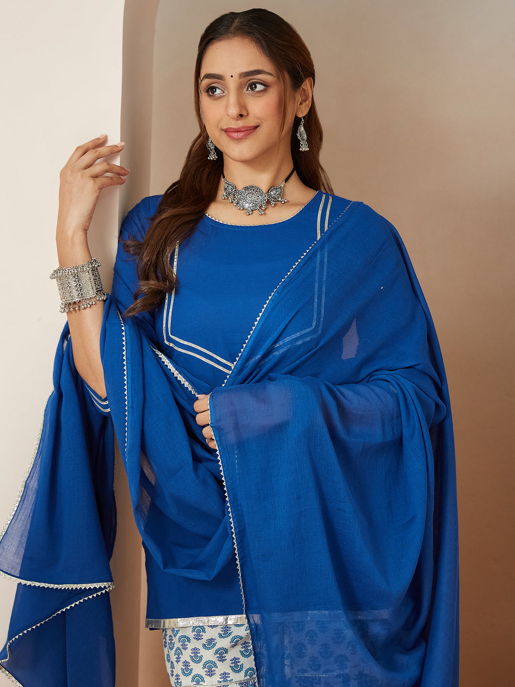 Janasya Women's Blue Pure Cotton Yoke Design Straight Kurti With Printed Sharara & Dupatta Set