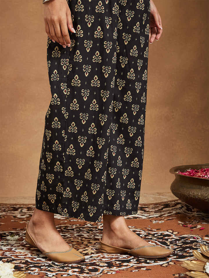 Janasya Women's Black Cotton Ethnic Motifs Printed Straight Kurta Set - qivii