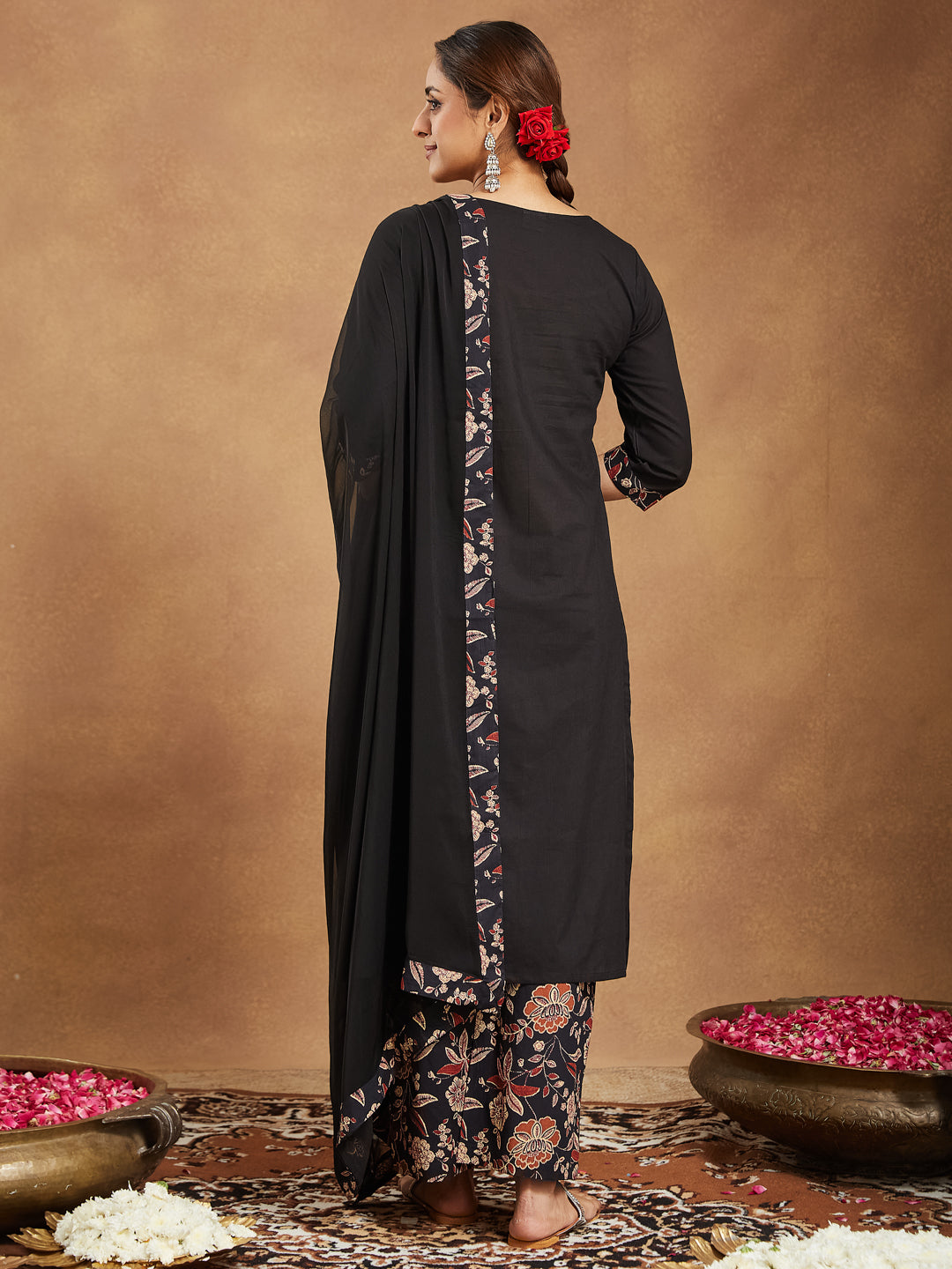 Janasya Women's Black Pure Cotton Floral Printed A-line Kurta With Palazzo & Dupatta Set