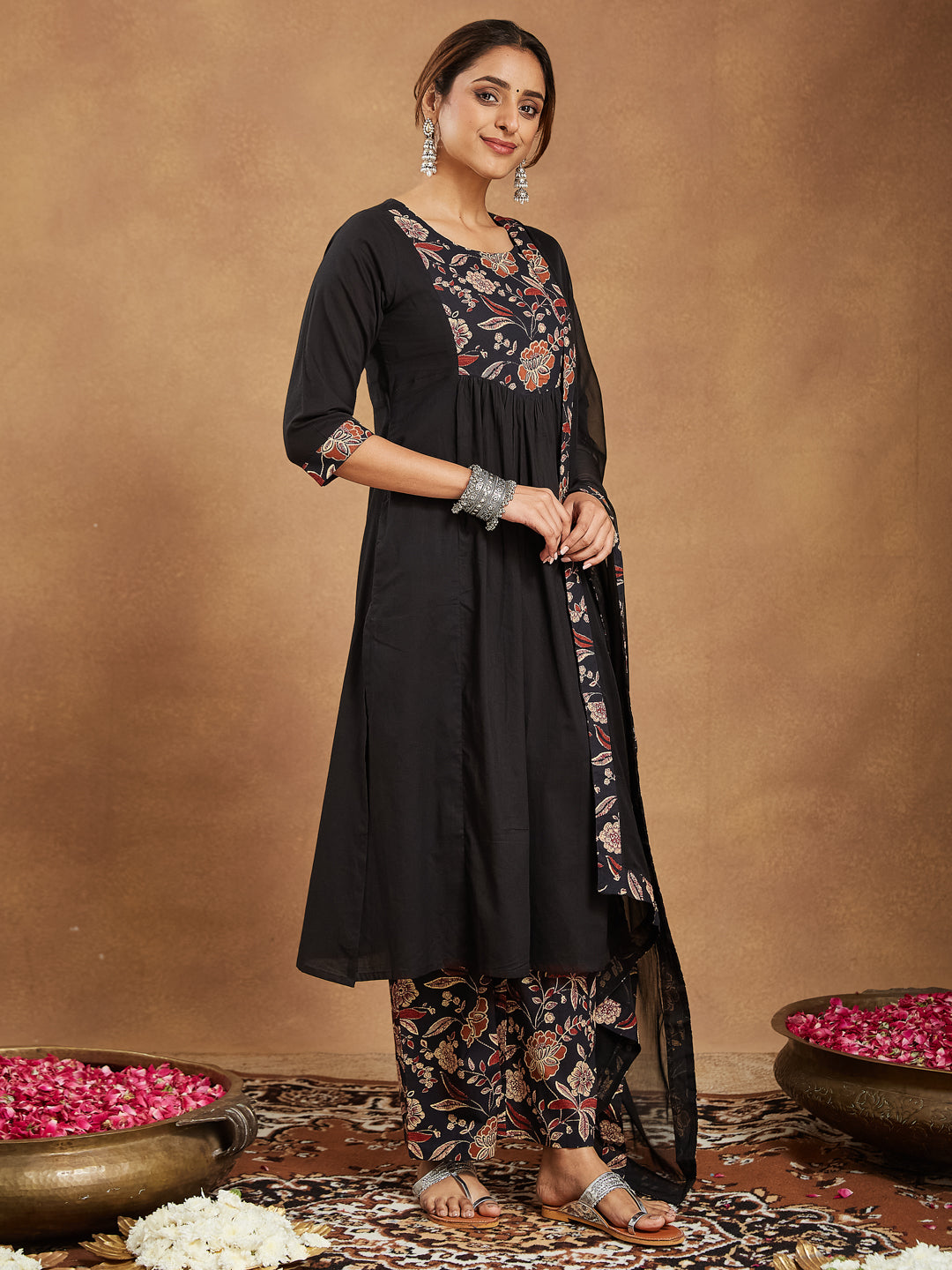 Janasya Women's Black Pure Cotton Floral Printed A-line Kurta With Palazzo & Dupatta Set - qivii