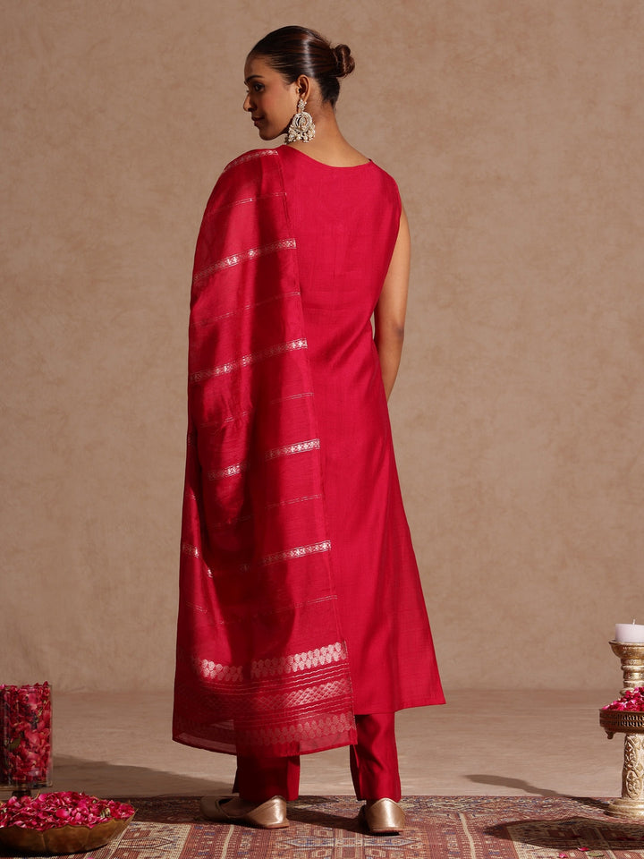 Janasya Women's Pink Silk Blend Gold Printed Straight Kurta Set - qivii