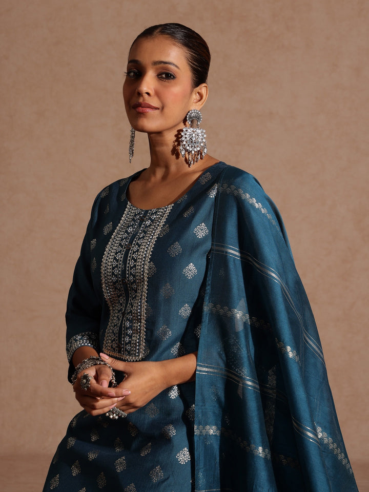 Janasya Women's Teal Blue Silk Blend Embellished Gold Foil Printed Straight Kurta Set - qivii