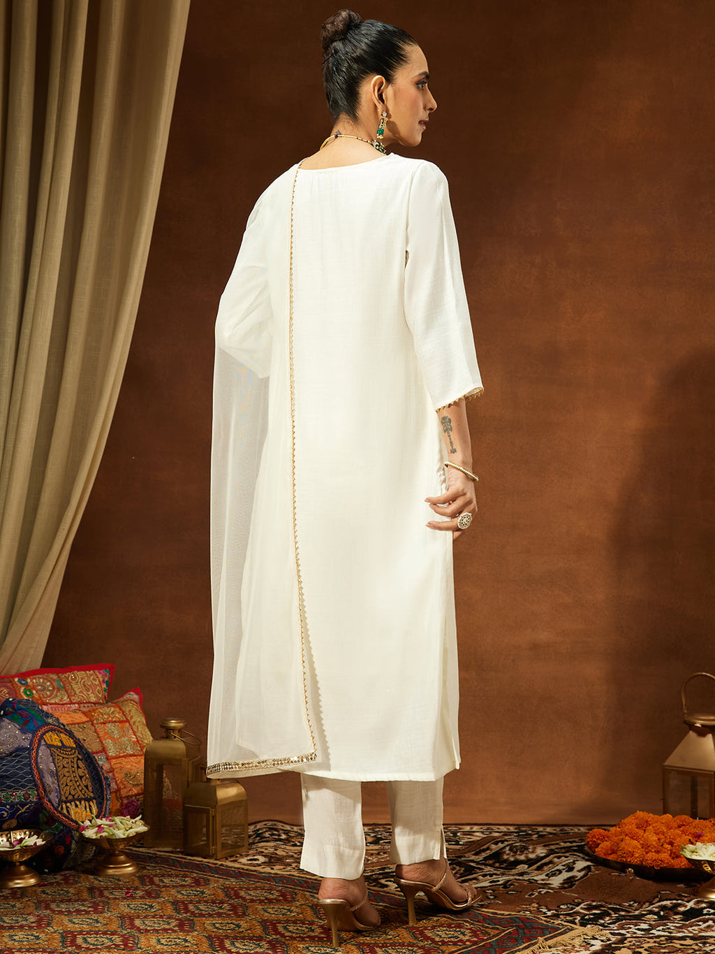 Janasya Women's Off White Silk Blend Zari Yoke Embroidered Straight Kurta Set