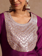 Janasya Women's Purple Silk Blend Zari Yoke Embroidery Straight Kurta Set